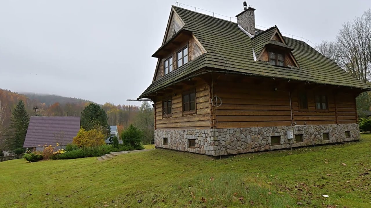 Piękny dom z bali przy lesie, w górach, dz.5799 m2