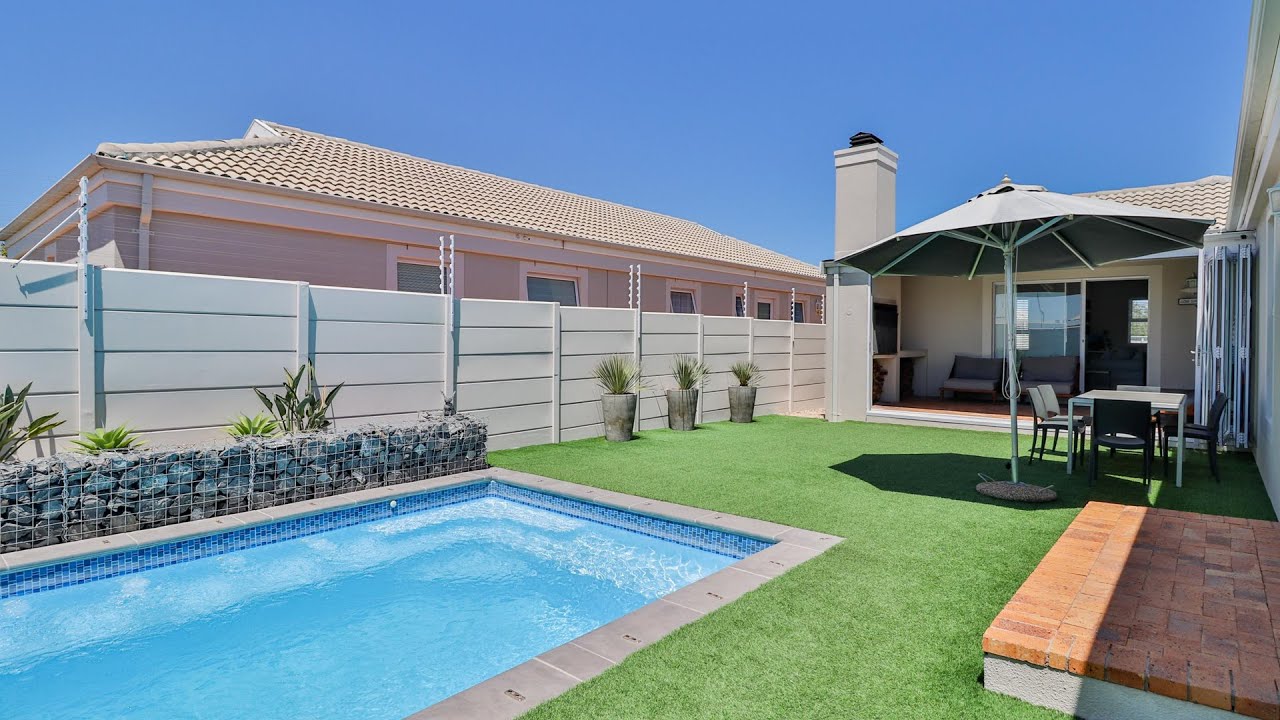 4 Bedroom For Sale | Sunningdale, Cape Town