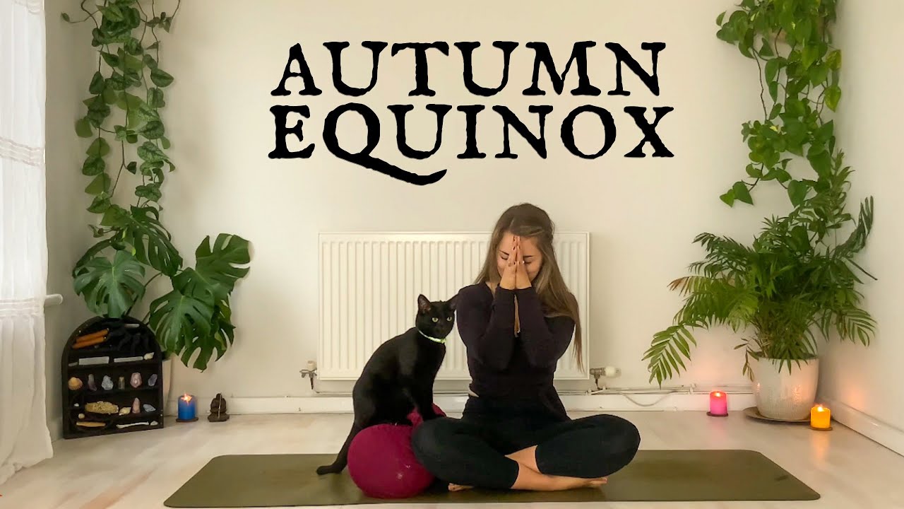 AUTUMN EQUINOX & MABON 🍂 NOURISHING YIN YOGA FLOW 🧡
