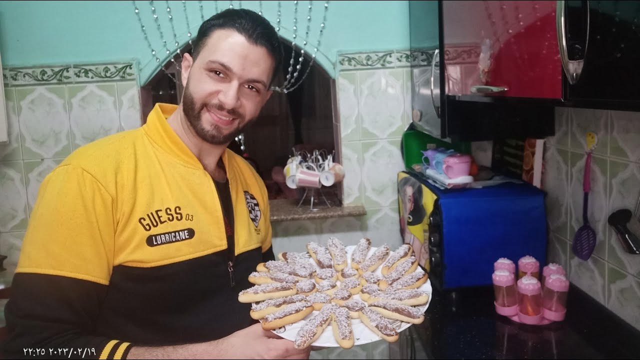 بكوبايتين زبادي عملنا احلي اخترااع.#بسكويت الزبادي طعمه رائع من غير سمن ولا زبده ولا بيض🤔😋💥👍