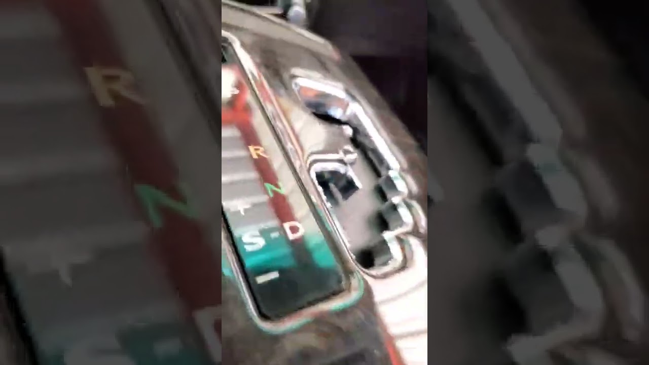 2006 is 350 lexus shift light replacement.