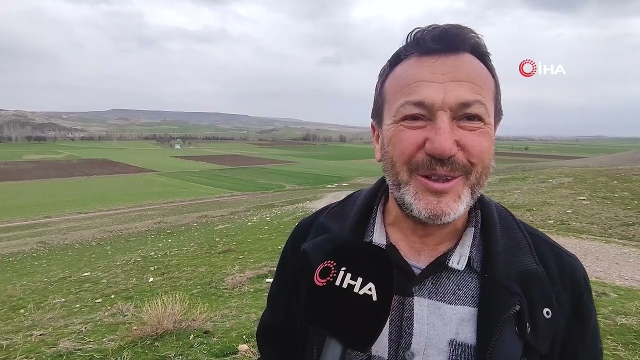 Yozgat'ta yağmur, kar ve rüzgarın şekillendirdiği tepe dron kamerasıyla görüntülendi