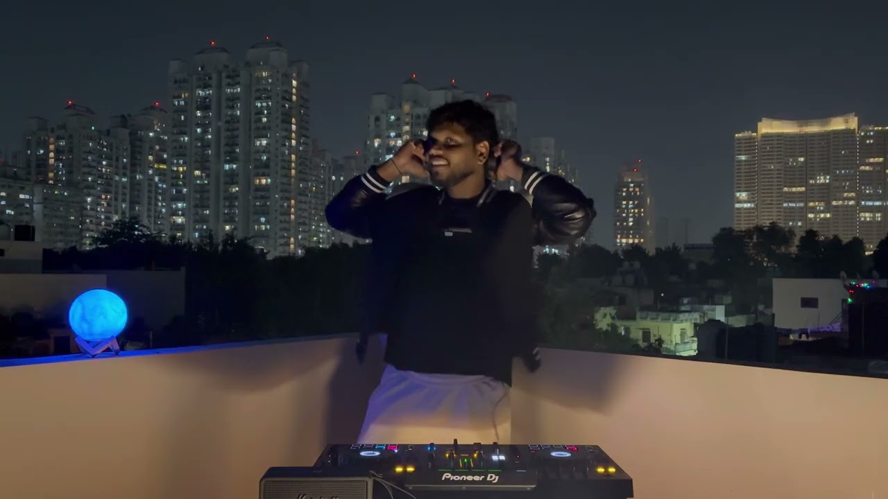 BOLLYWOOD SONGS MASHUP | BOLLYTECH | BOLLYAFRO| UK GARAGE ( DJ MOHITT 1 HOUR MIX )