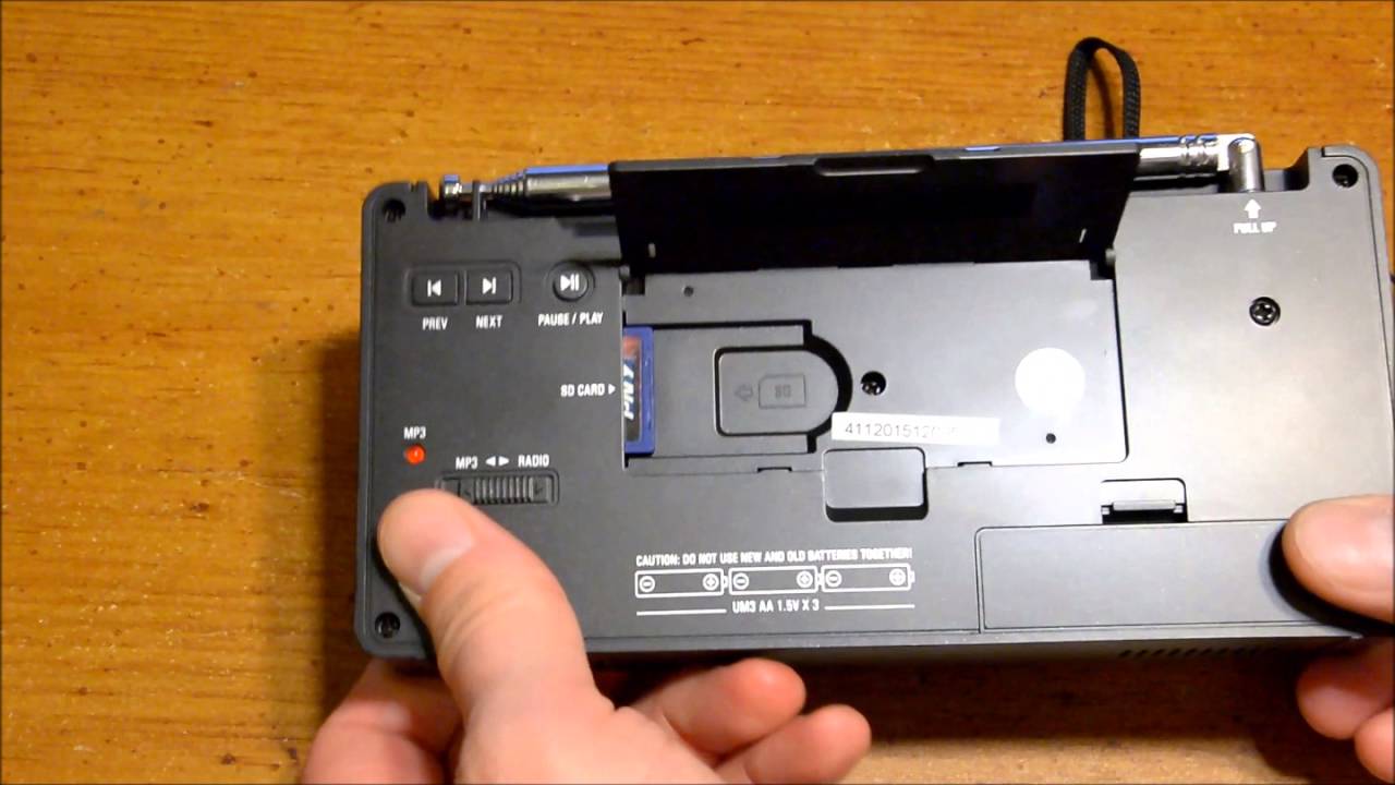 Tecsun AM/FM/SW radio PL 398MP-part 1