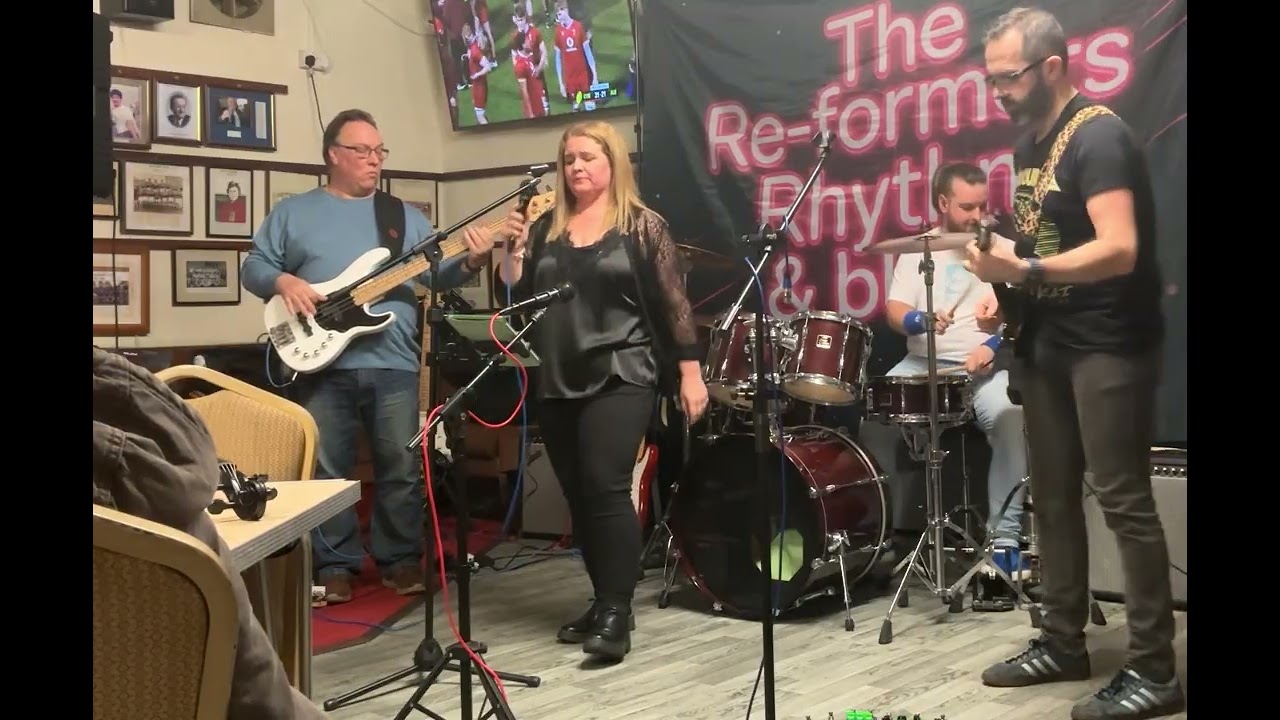 The Starlighters - Won’t Back Down 