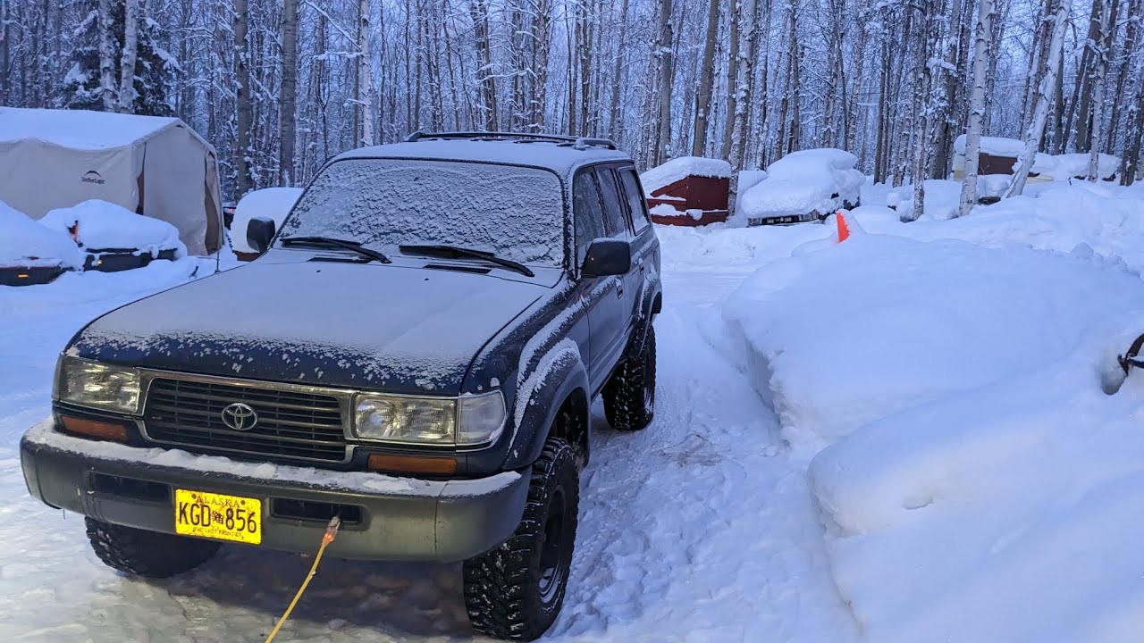 Saliendo a trabajar durante el invierno en Alaska