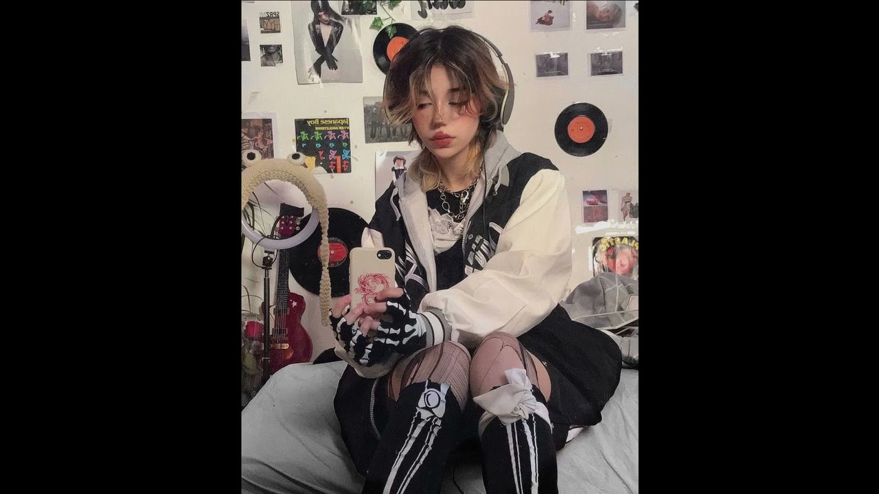 Cenere (@_cenere__) - PEZZI (254 pt 2) ft. @hen848,@piccolosuicidio (prod. @liarr17)