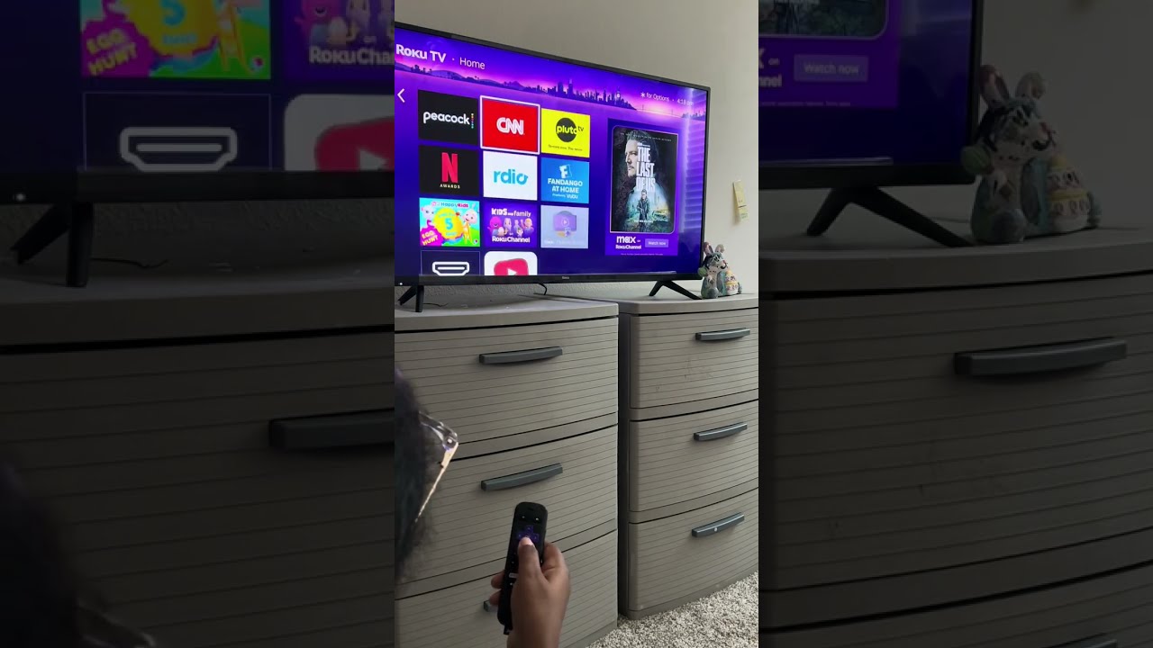 Setting up a Roku tv for my daughter room.