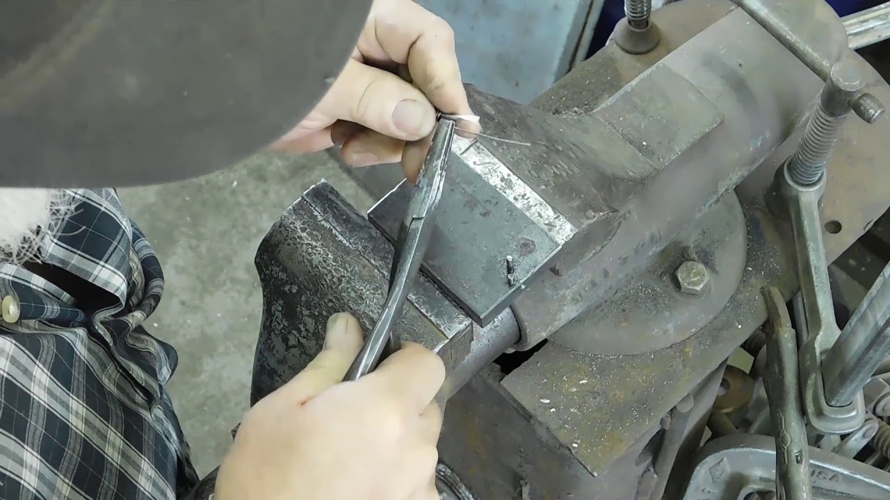 Tapered extension spring with hook and loop