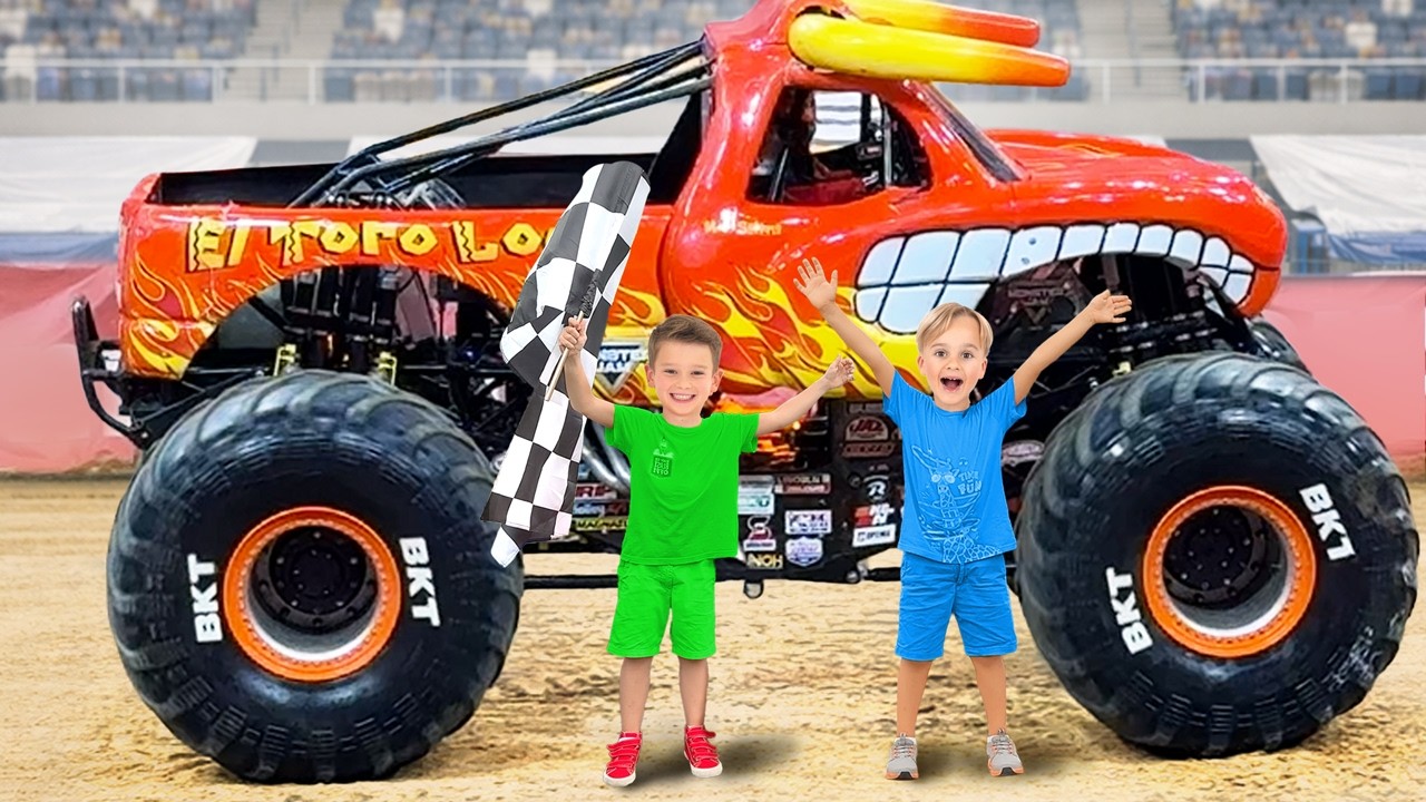Крис и Майк посетили шоу Monster Jam