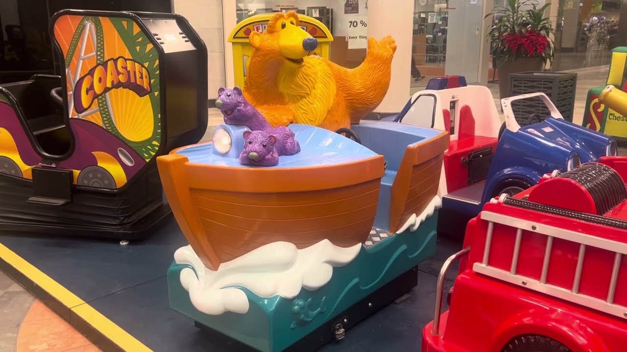 Детский аттракцион Fun2learn 2000 «Медведь в большом синем плавучем доме» в торговом центре Fox R...