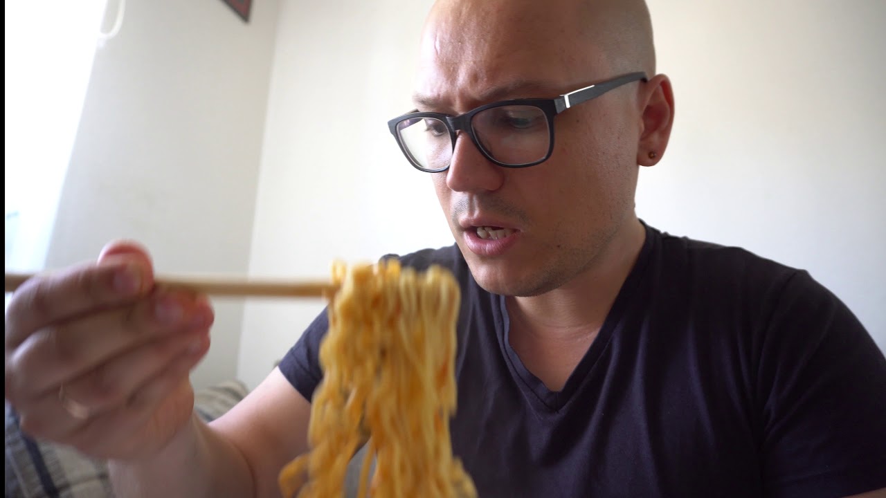 Pirmais Rolton Tests ! Asais Instant Ramen no Korejas !