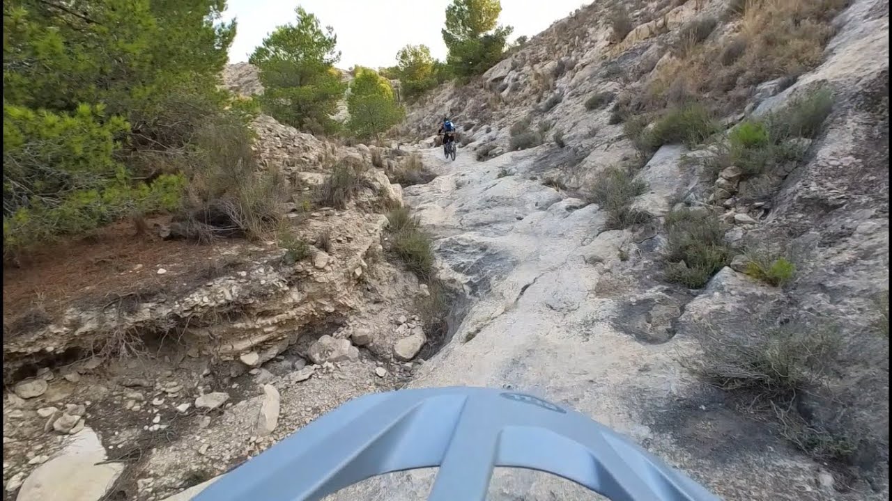 23-08-2025 - Elche - Subiendo por barranco de La Picoleta, Senda Laia y otras con Els Trencadors