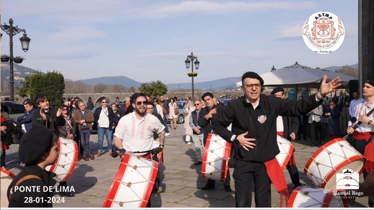GRUPO DE BOMBOS S. TIAGO MAIOR DE POIARES EM FIM DE SEMANA DO SARRABULHO - 28 JANEIRO 2024.
