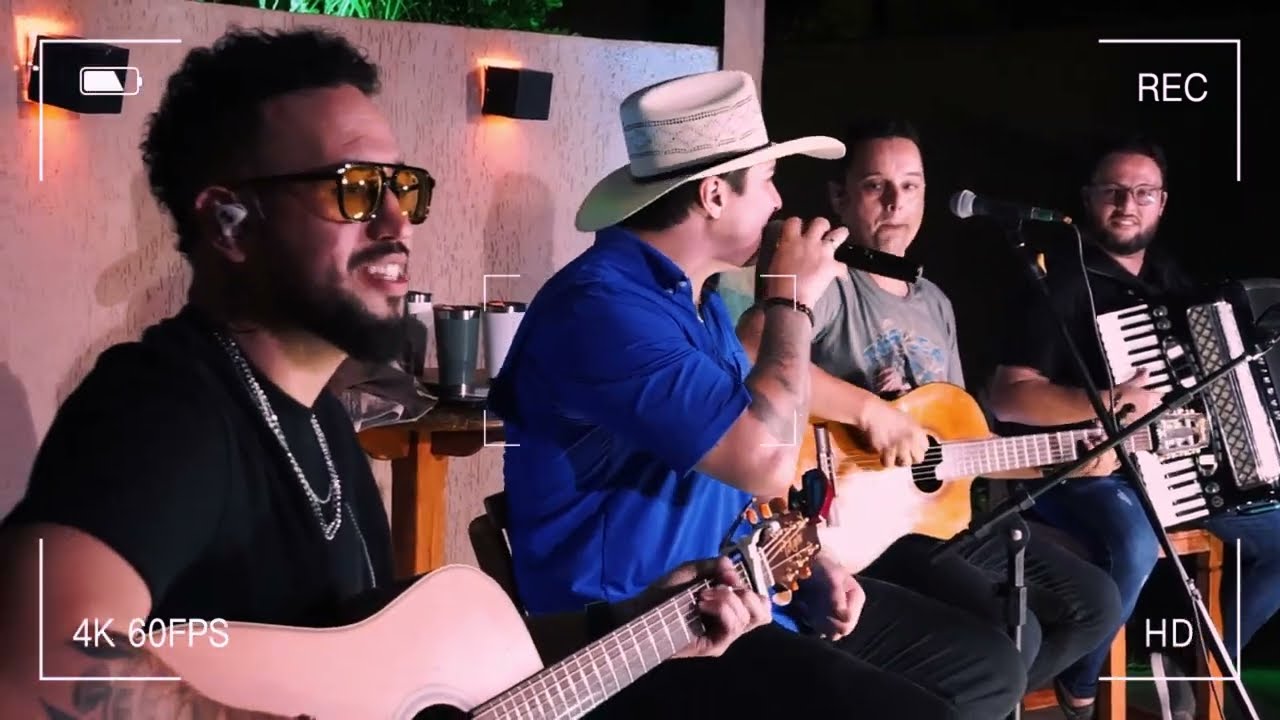 ANDRÉ E MARIANO - ULTIMA SAUDADE  / TUBARÕES