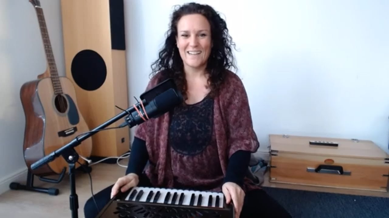 Einführungs-Video zum Harmonium-Basis Selbstlern-Kurs I Akkord-Begleitung von Mantras mit Harmonium