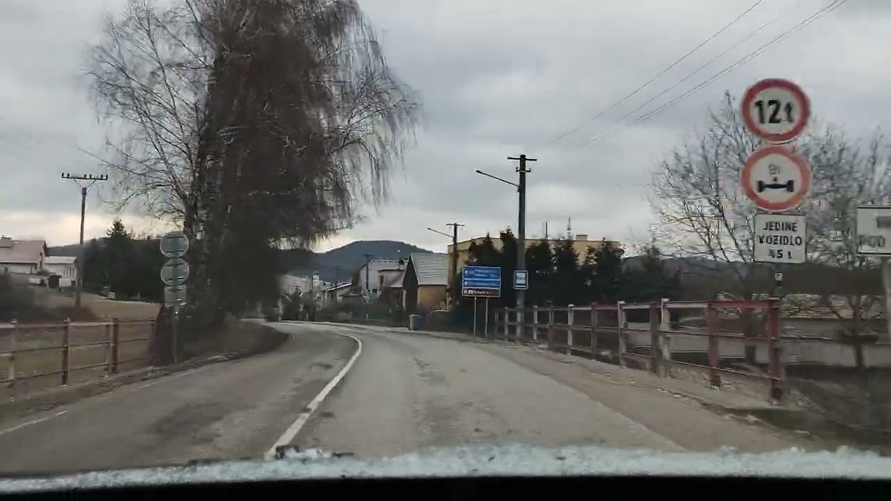 15.2.26 đi Bratislava mua đồ ăn để chuẩn bị Tết.