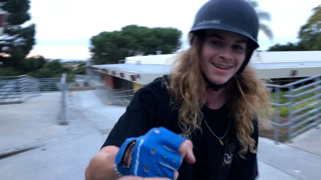 ANDY ANDERSON IMPOSSIBLE BOARD SLIDE BATTLE !!! - NKA VIDS -