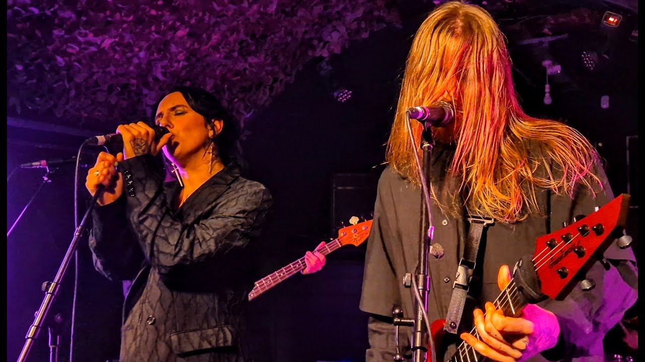 KNIFE BRIDE - Alone at the Altar - Live at the Waterbear, Brighton 01-11-25