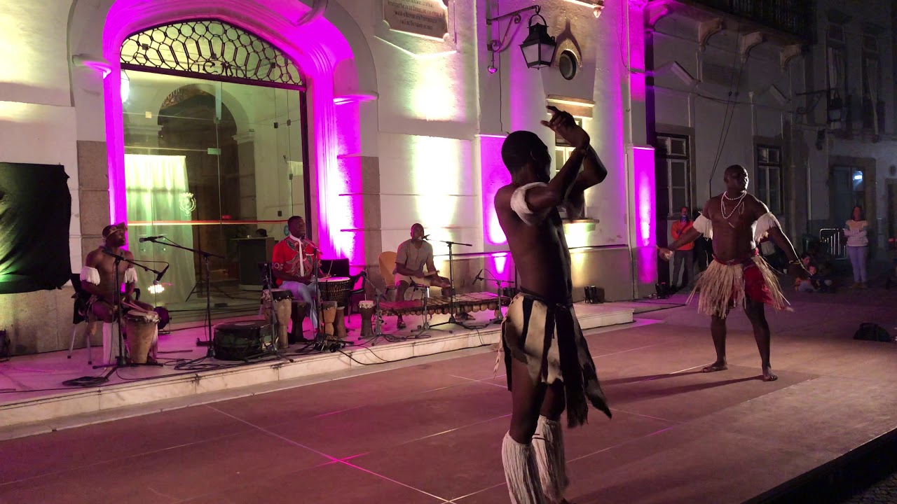 Xindiro - Companhia de Canto e Dança | Artes à Rua