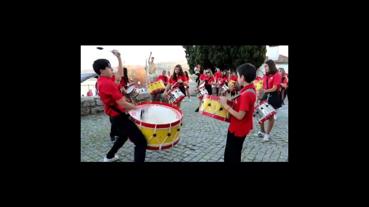 Zés Pereiras de Vildemoinhos no Grande Festival de Bombos Quinta do Encanto