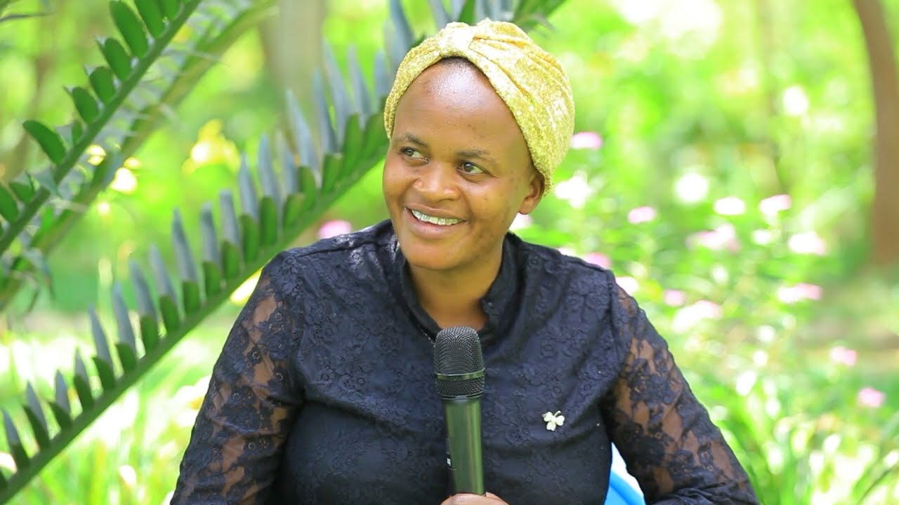 Riziki Chantale//Ubuhanuzi kubantu bari kwiyiriza ubusa basenga//Mugire ubwenge mutaruhira ubusa