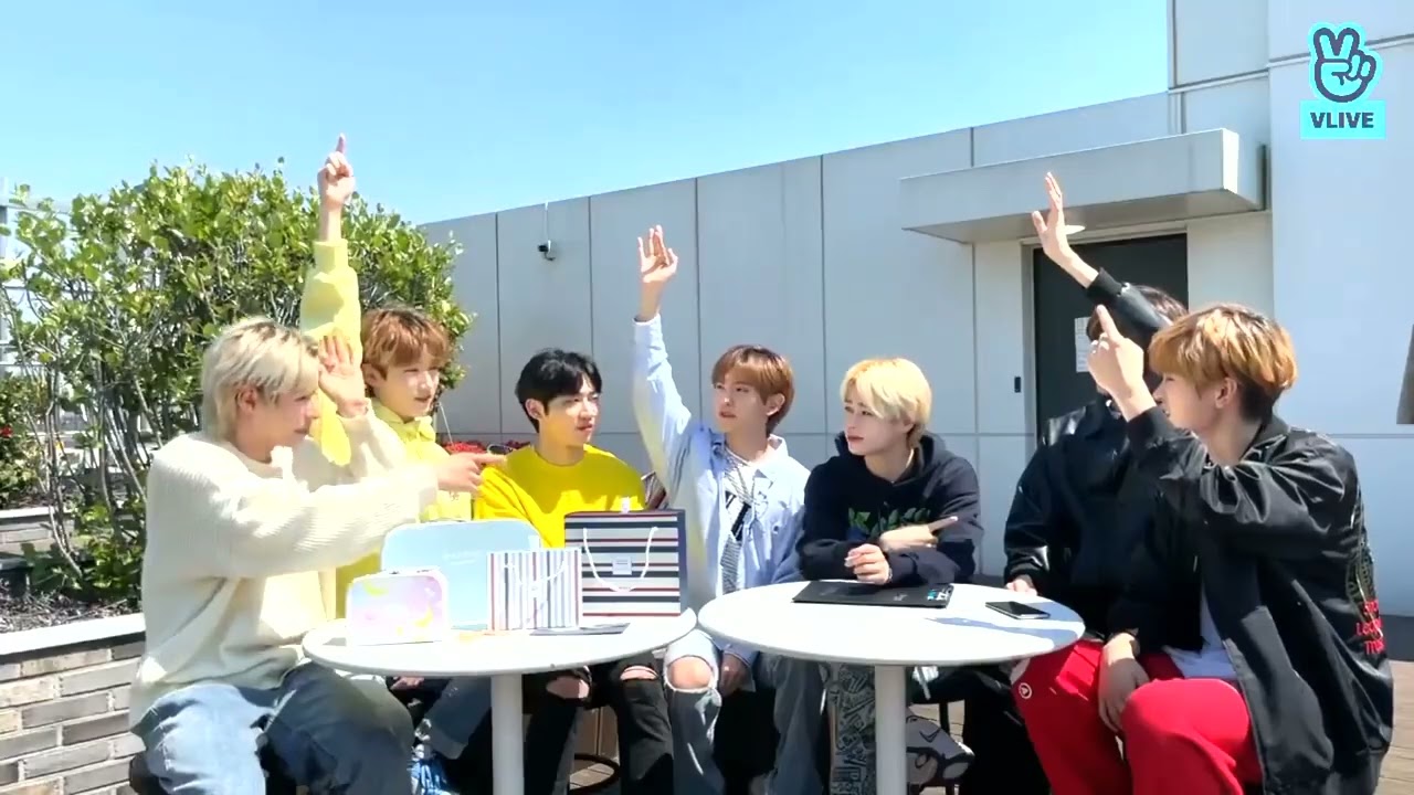 Tempest (Lew, Eunchan, Hyeongseop, Hwarang) sneeze