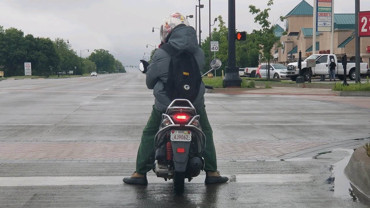 Genuine Buddy 125cc Scooter/Moped - Test ride/First ride home.
