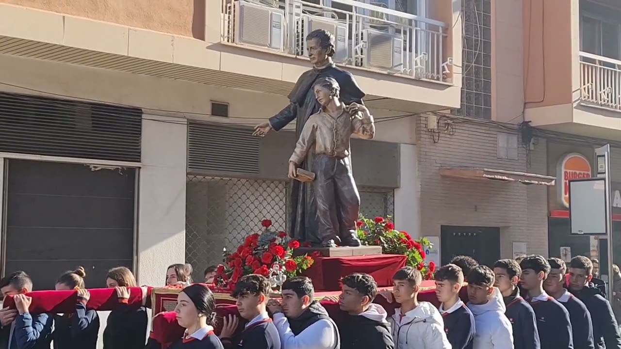 #LINARES ( Jaén ) 𝐃𝐎𝐍 𝐁𝐎𝐒𝐂𝐎 / 𝐒𝐚𝐥𝐢𝐝𝐚 𝐏𝐫𝐨𝐜𝐞𝐬𝐢𝐨𝐧𝐚𝐥