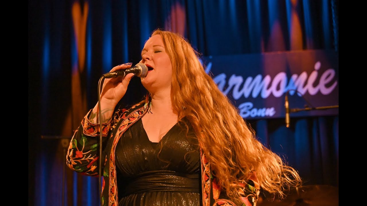 War Pigs - Layla Zoe (Into the Blue - Live in Concert)