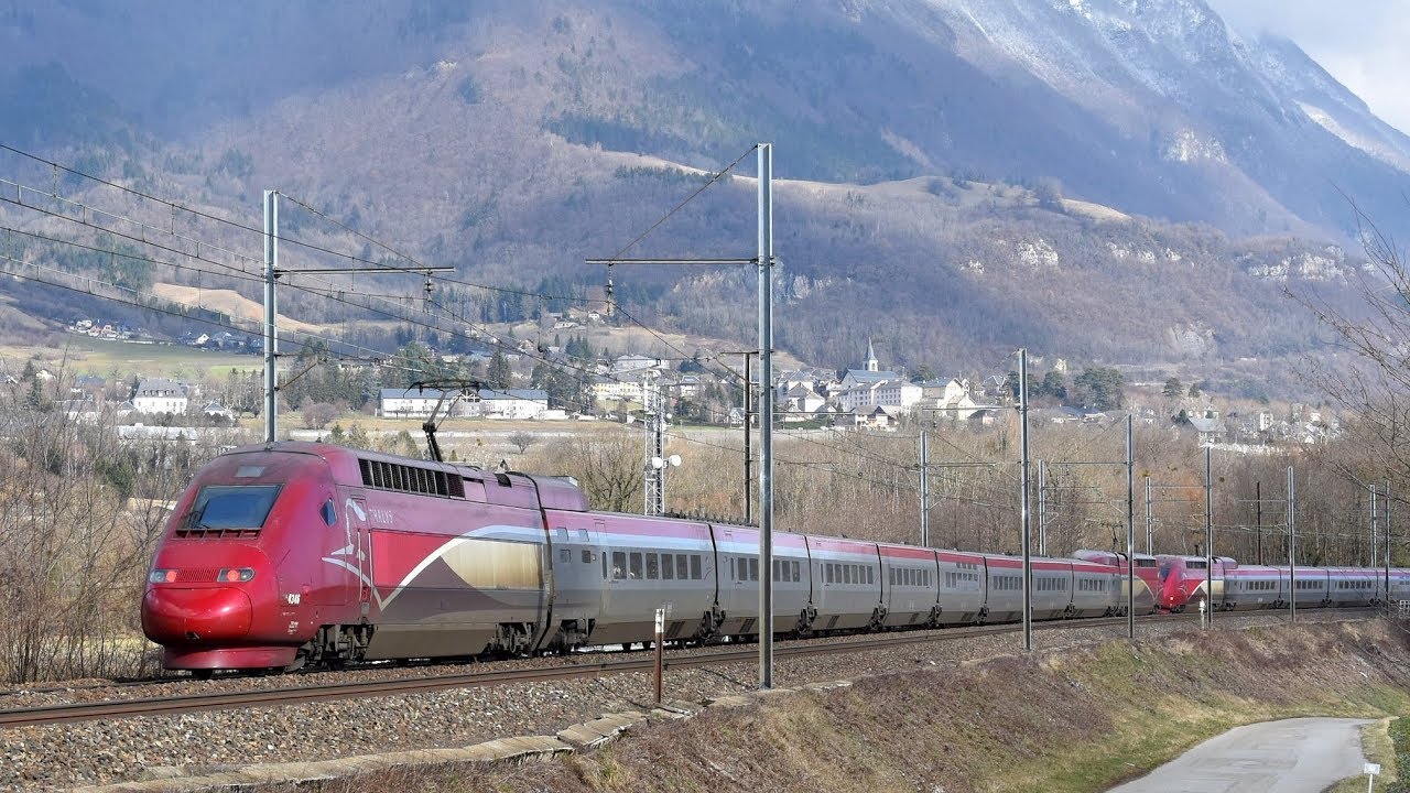 Les TGV des neiges en Savoie - High speed trains in Mountain