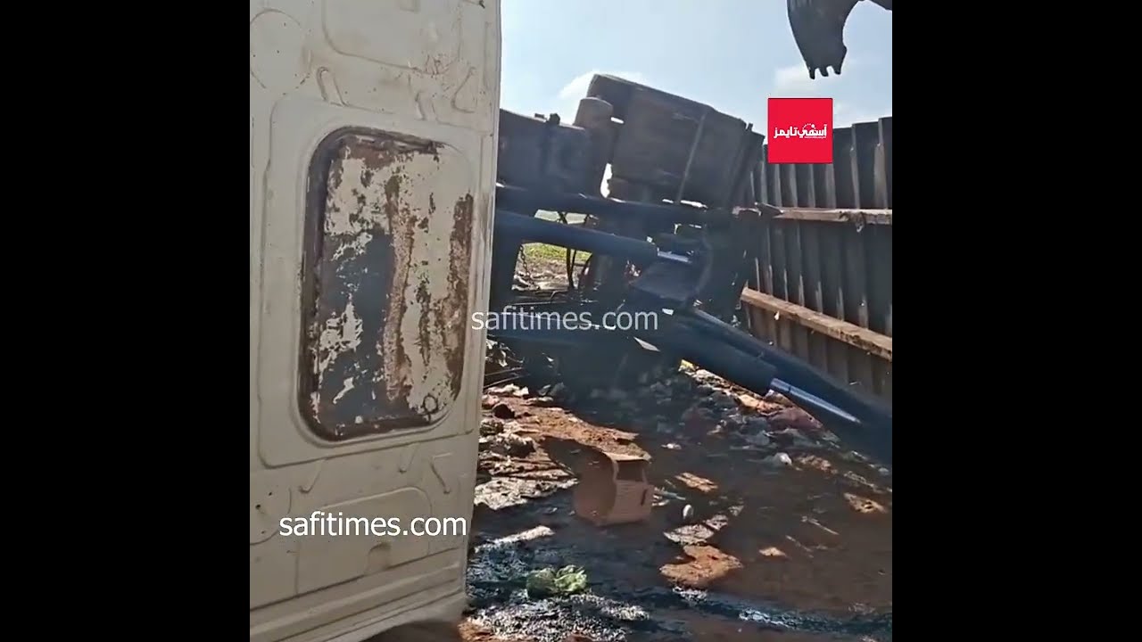 انقلاب شاحنة لجمع النفايات أثناء مزاولة مهامها يخلف إصابة سائقها…