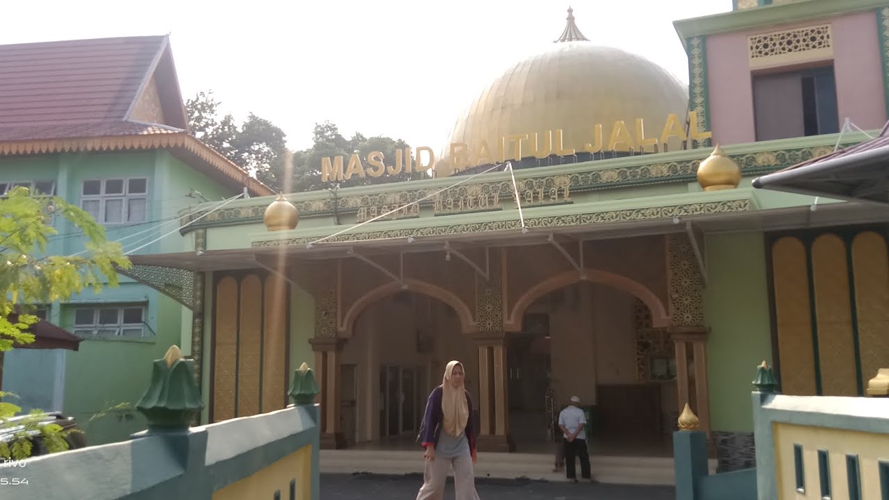 No 66 Masjid Baitul Jalal komplek SMA 2 Pekanbaru Labuh Baru Timur Payung Sekaki