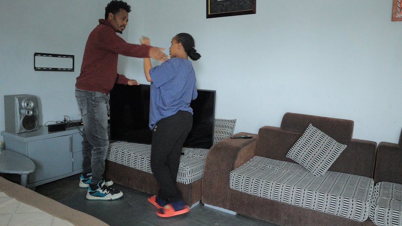 ብቑማር ቴሌቭዥንና ተበሊዐ ሰበይተይ ኣንቢዐያ#pranks #habesha #tigray #funny #ethiopia