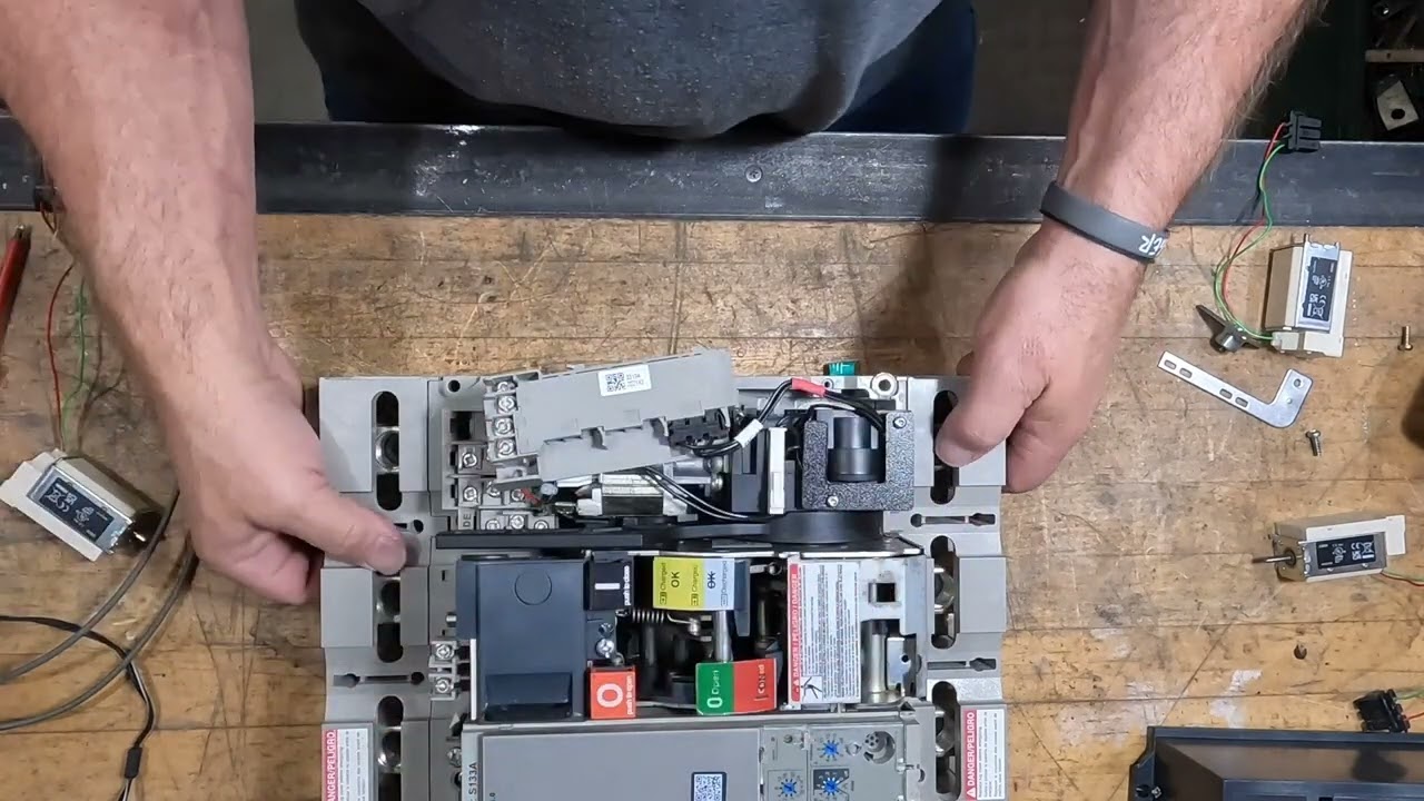 Square D MasterPact NT Breaker Controls