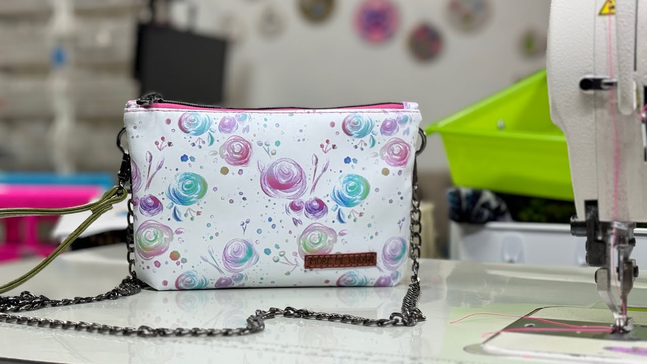 Sewing the Tracy Wristlet by LindsHandmade Designs