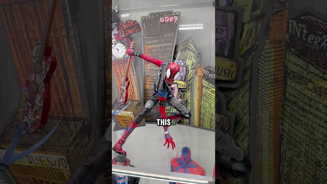 SPIDERPUNK REVIEW 😂🇬🇧 #spiderpunk #spiderman #acrossthespiderverse #hobiebrown #actionfigures