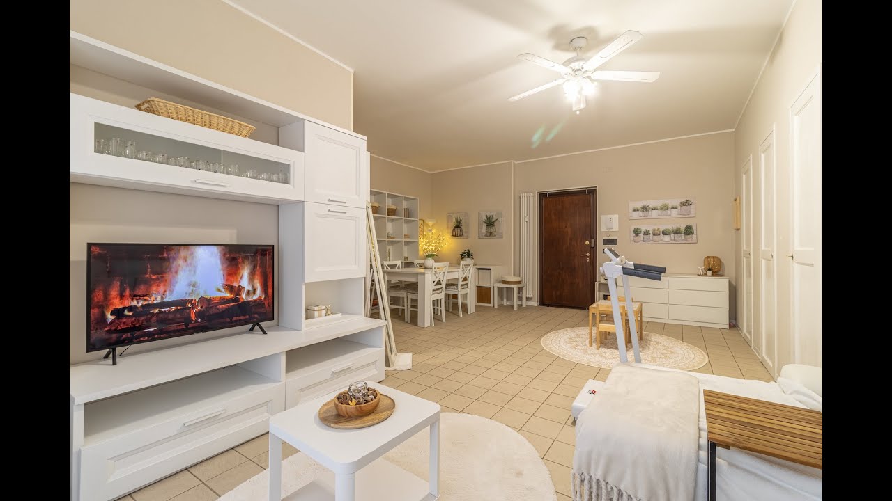 Biella via Candelo, appartamento con terrazzo.