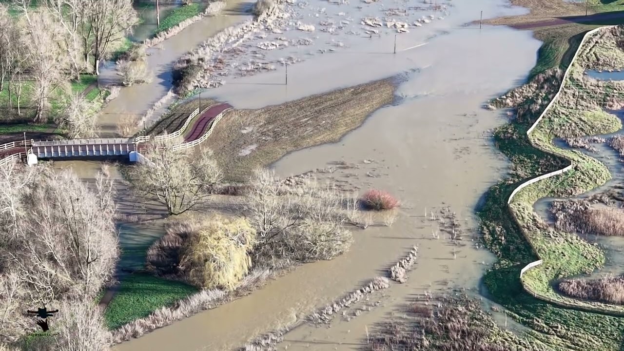 River Ouzel Flood Alert, Nature’s Waterway