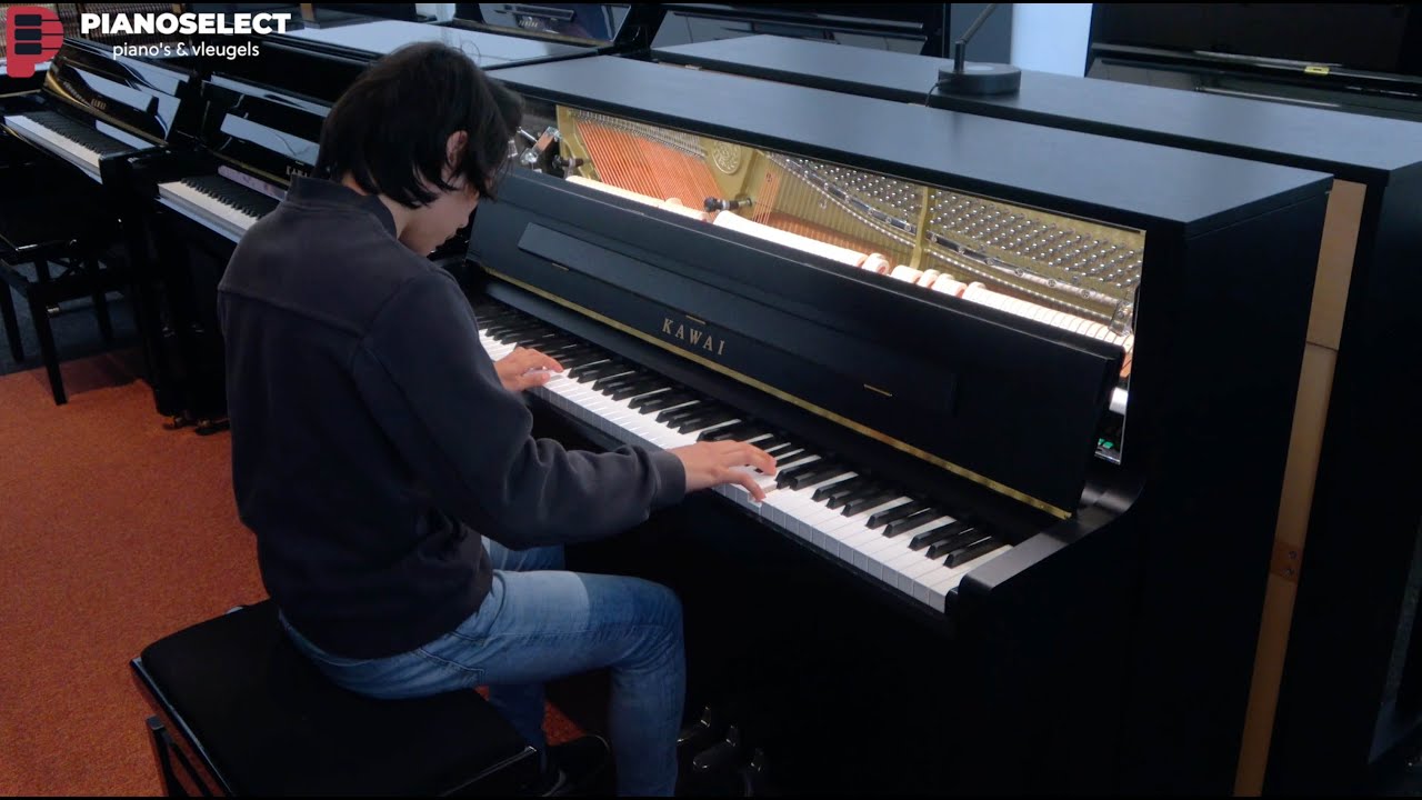 GLENN | Kawai E200 piano Plexiglas | Talent uit de Regio