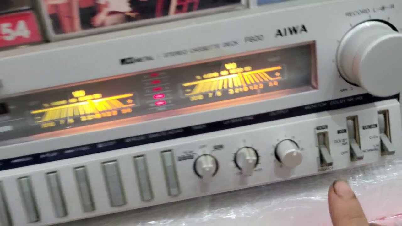 Deck Aiwa F600 3head thu phat 10/10 hoan hao. Ebay ve cuc dep. LHE 0979.555.821. (3TR100) BAO SHIP.