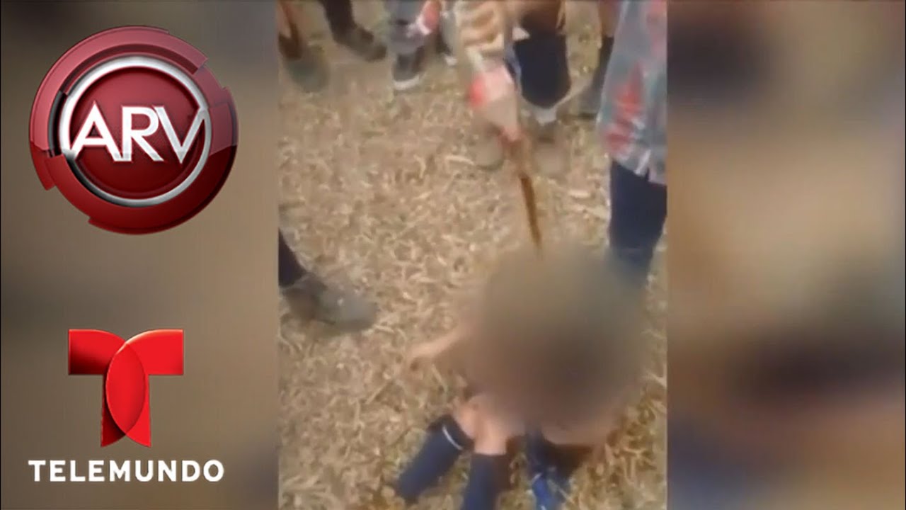 Niñas exploradoras hacen sufrir cruelmente a compañera | Al Rojo Vivo | Telemundo