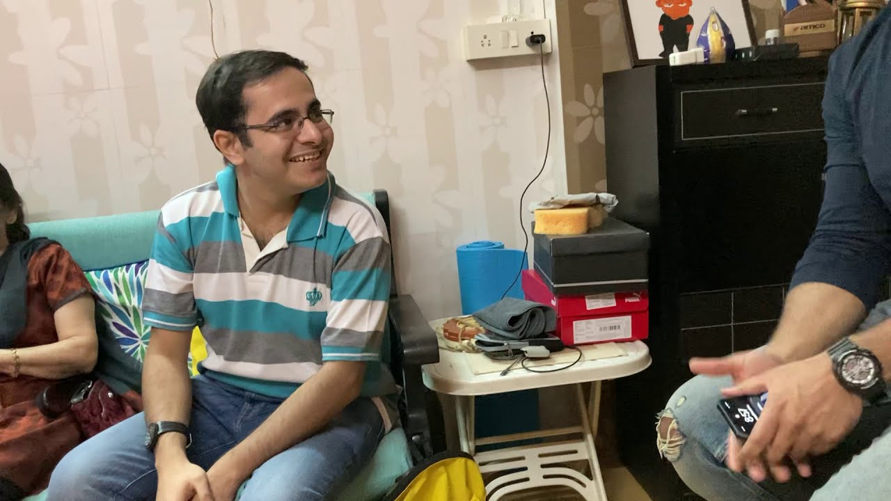 Fenil Seta singing 'Meri Saanson Mein Basa Hai' from Aur Pyaar Ho Gaya
