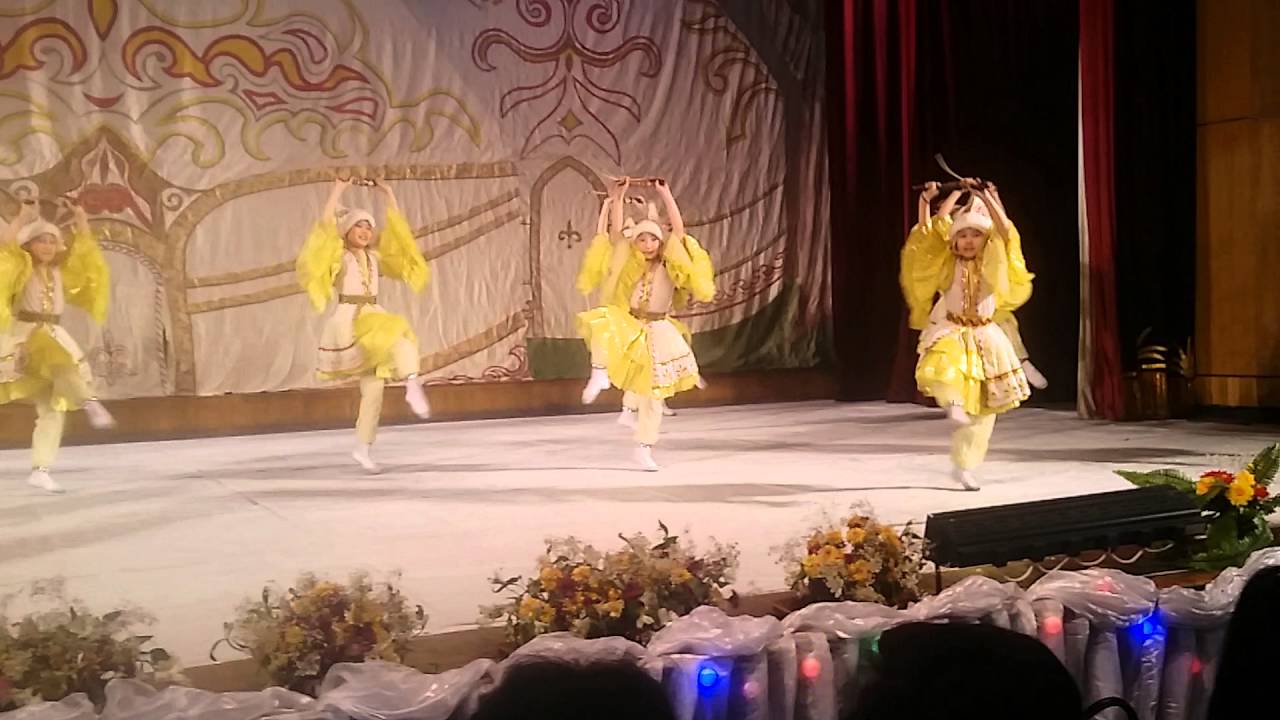 День рождения Жаш Кыял