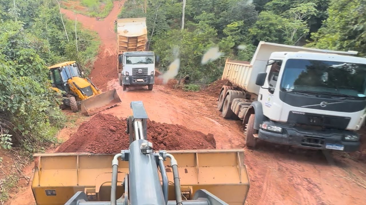 RETRO JCB E PÁ CARREGADEIRA! INSTALAÇÃO DE TUBOS PEAD. #trabalho #jcb #maquinas
