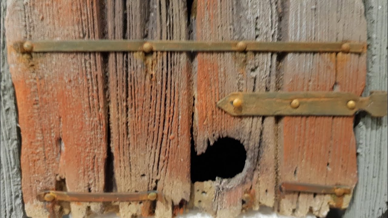 IMITACION DE UNA PUERTA DE MADERA - IMITATION WOODEN DOOR