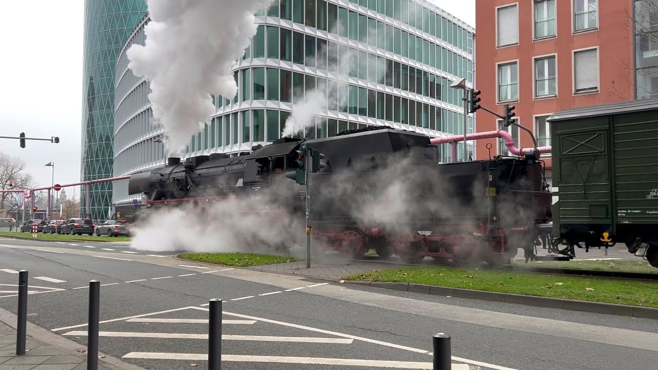 Hafenbahn Frankfurt am 17.12.2023 mit Dampflok BR 52 4867