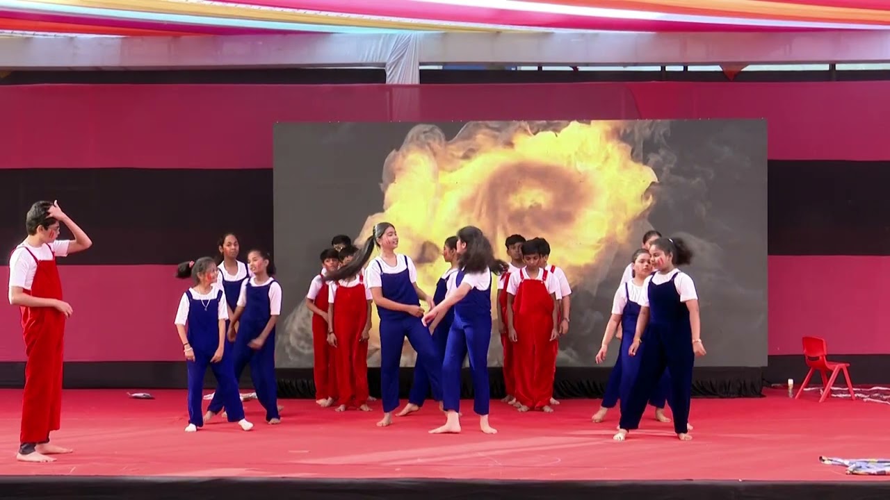 6 B - TRIBUTE TO FIREFIGHTERS - COURAGE UNDER FIRE.