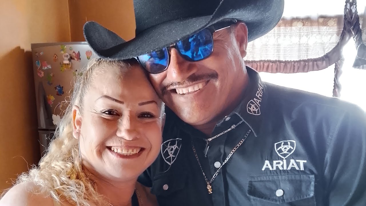 vamos a bailar a meoqui con flor y Mau