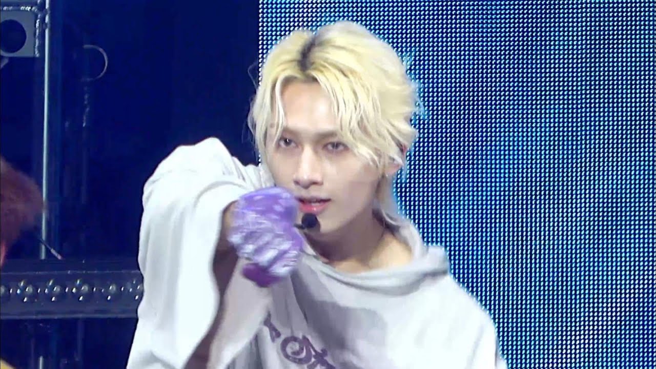 「Highlight」by SEVENTEEN Performance Team @ 221210 LA3C FESTIVAL (JUN 준 4K Fancam)
